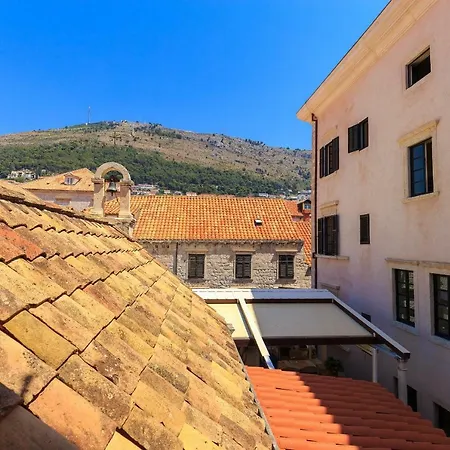 Rayan City Center Πανσιόν Ντουμπρόβνικ